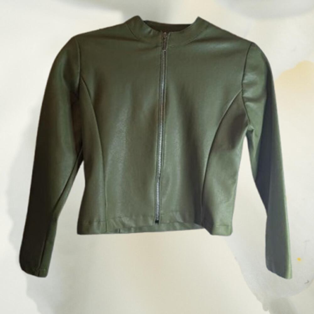 Jr. Kraze md sage green zip front cropped faux leather juniors polyester jacket.